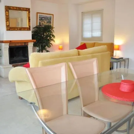 5 Bedroom To Rent In La Sierrezuela, Mijas Malaga